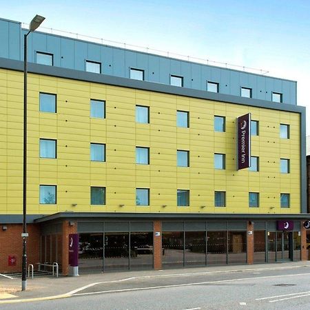 Premier Inn Newbury Town Centre Ngoại thất bức ảnh